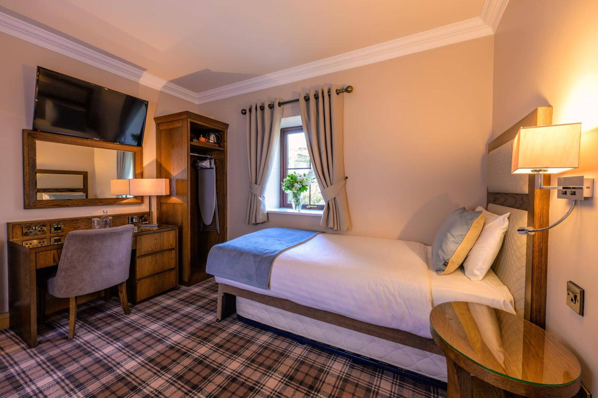 Flagstaff Lodge นิวรี ภายนอก รูปภาพ
