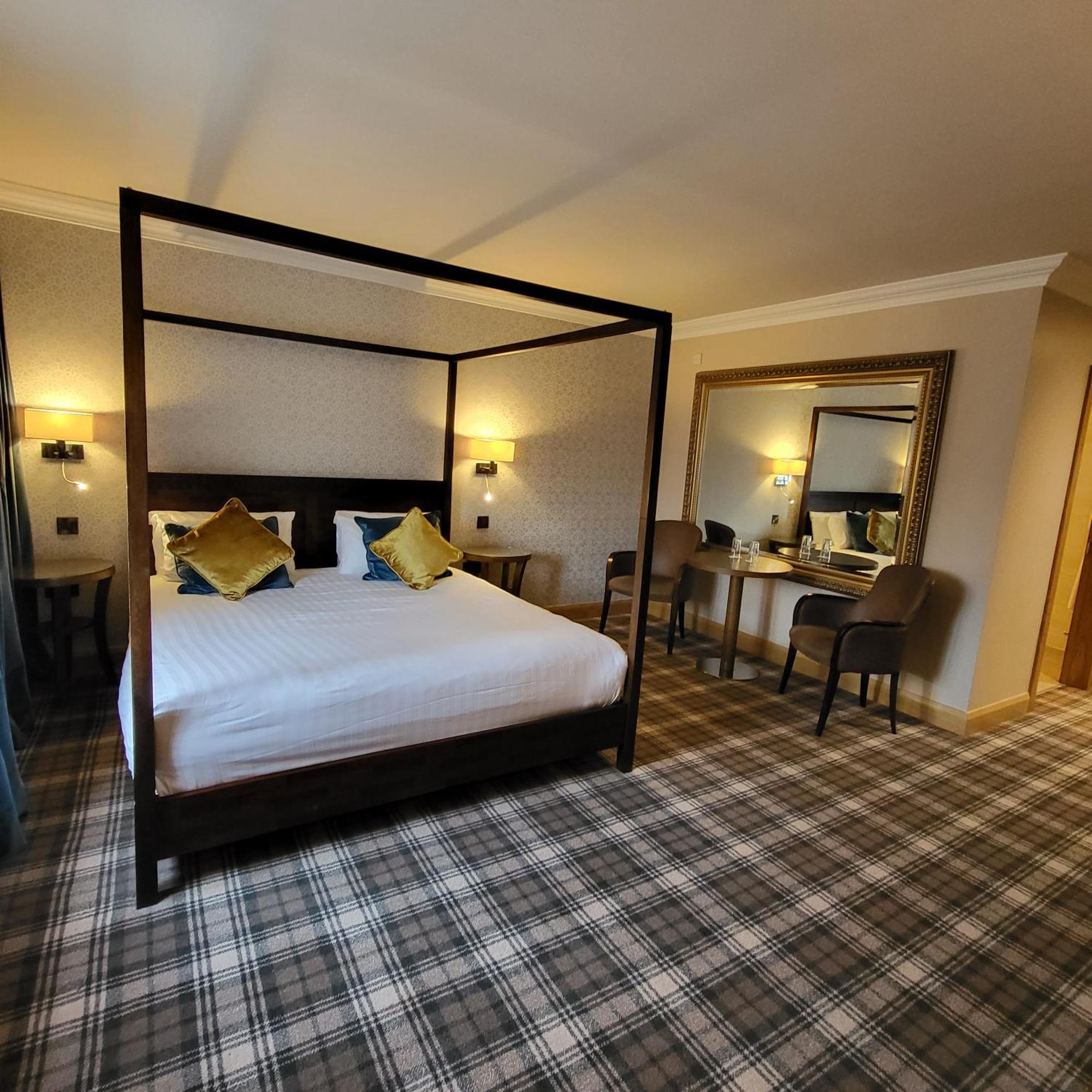 Flagstaff Lodge นิวรี ภายนอก รูปภาพ