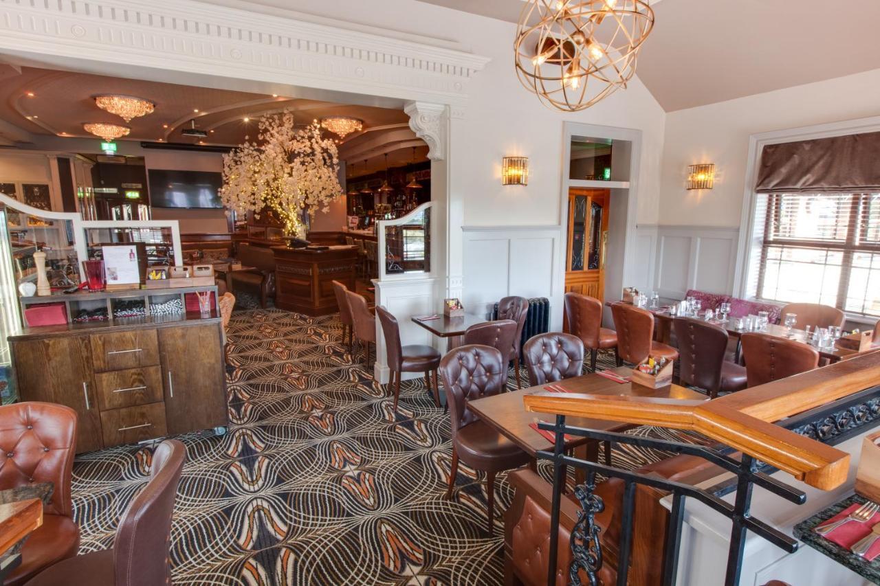 Flagstaff Lodge นิวรี ภายนอก รูปภาพ